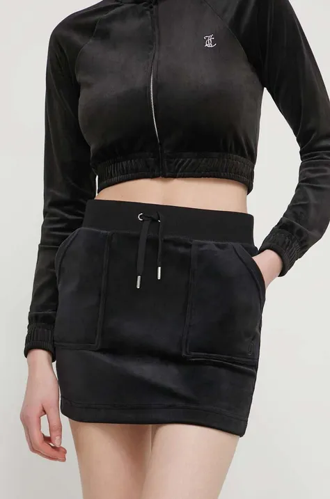Zamatová sukňa Juicy Couture čierna farba, mini, puzdrová
