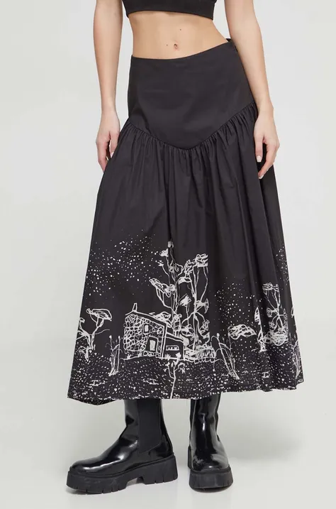 Pamučna suknja Desigual boja: crna, midi, širi se prema dolje