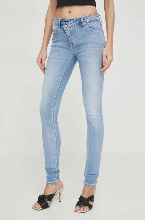 Дънки Calvin Klein Jeans в синьо J20J222757