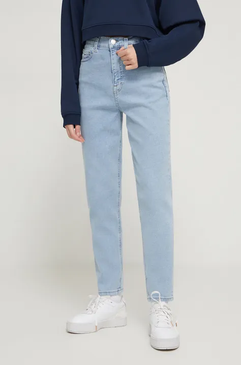Tommy Jeans jeansy Mom damskie kolor niebieski