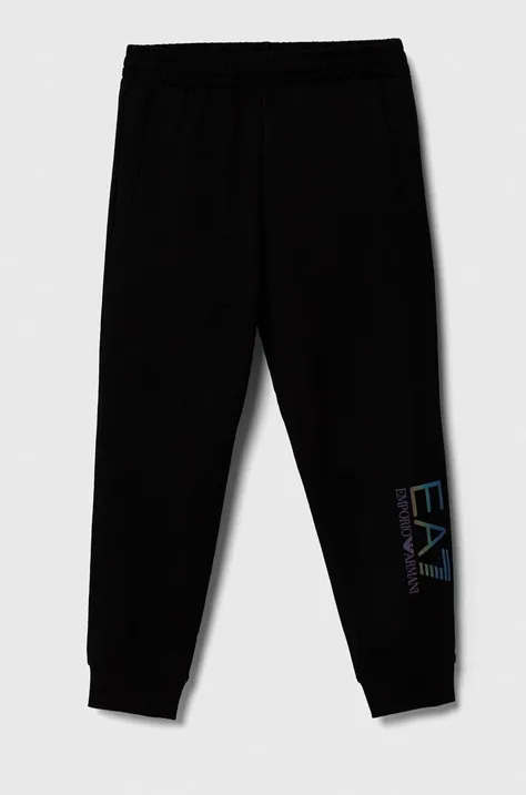 Детские хлопковые штаны EA7 Emporio Armani цвет чёрный с аппликацией
