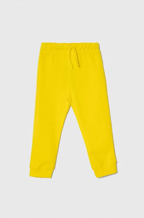 United Colors of Benetton pantaloni de trening din bumbac pentru copii culoarea galben, cu imprimeu