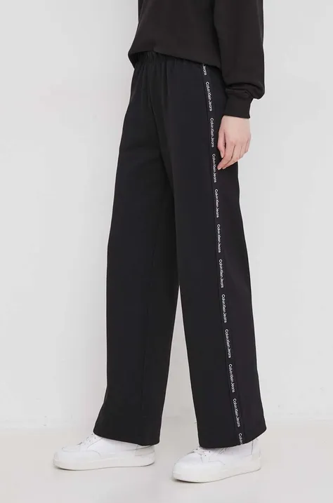 Donji dio trenirke Calvin Klein Jeans boja: crna, s aplikacijom, J20J223118