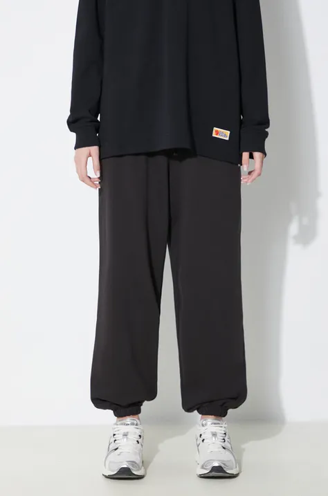 Памучен спортен панталон Puma BETTER CLASSIC в черно с изчистен дизайн 624233