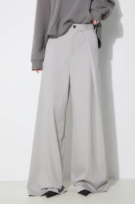 Панталон с вълна MM6 Maison Margiela в сиво с широка каройка, с висока талия S52KA0481