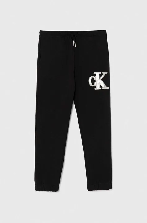 Calvin Klein Jeans spodnie dresowe dziecięce kolor czarny z aplikacją