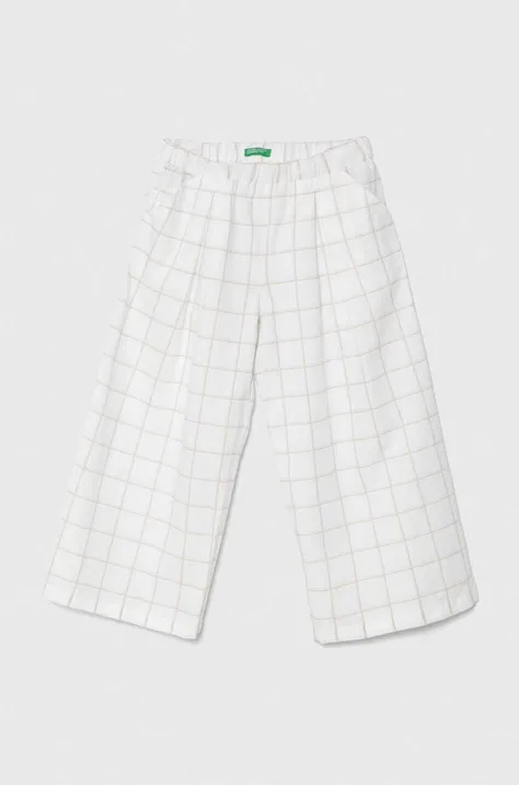 Детски ленен панталон United Colors of Benetton в бяло с изчистен дизайн