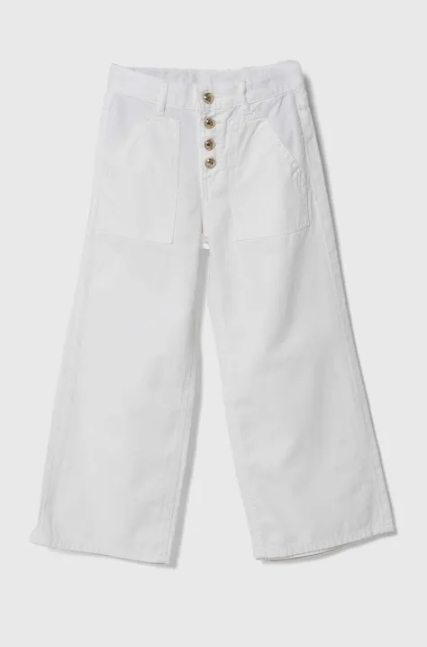 Detské bavlnené nohavice Guess biela farba, jednofarebné