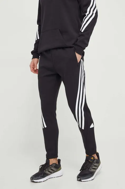 Спортен панталон adidas 0 в черно с принт IN3310