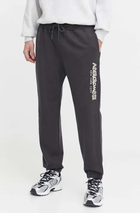 Спортен панталон Abercrombie & Fitch в черно с апликация