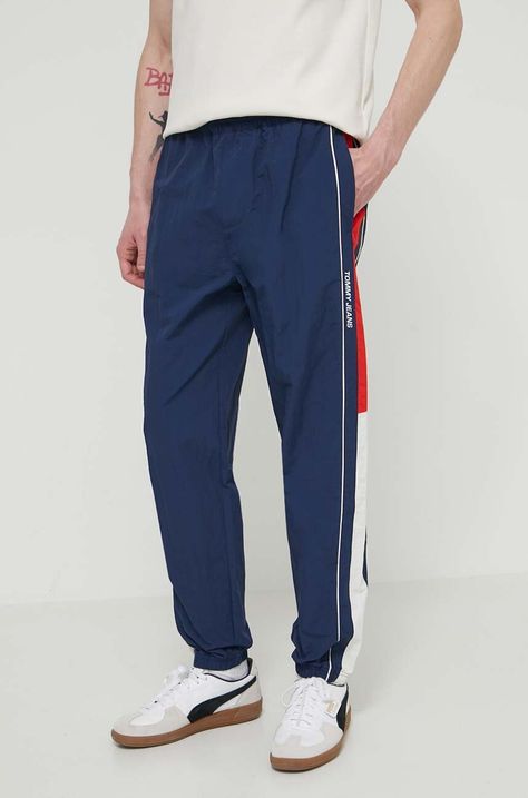 Παντελόνι φόρμας Tommy Jeans Archive Games χρώμα: ναυτικό μπλε, DM0DM19539