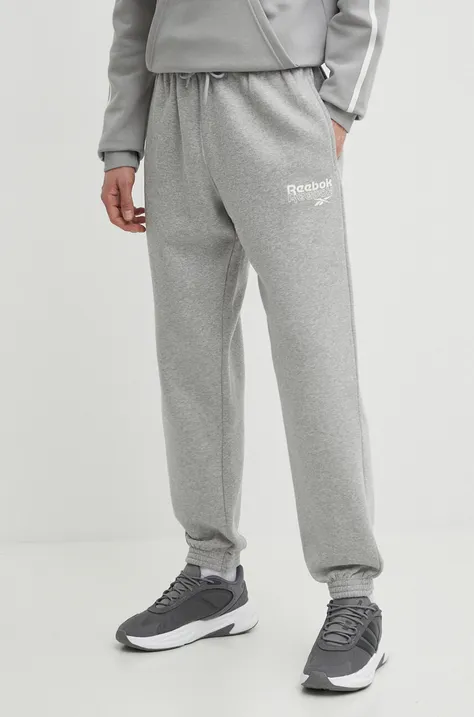 Спортен панталон Reebok Brand Proud в сиво с принт 100075614