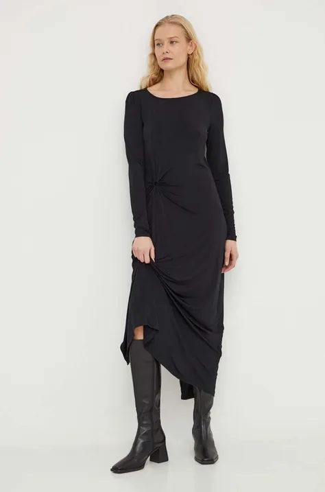 Šaty Bruuns Bazaar čierna farba, maxi, priliehavá