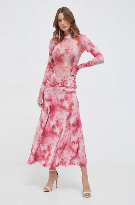 Bardot sukienka kolor różowy maxi dopasowana