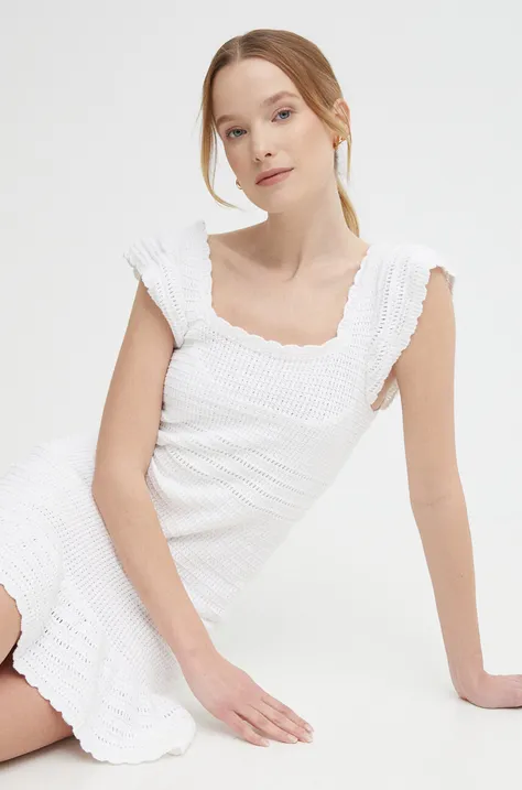 Памучна рокля Pepe Jeans GESA DRESS в бяло къса със стандартна кройка PL953524