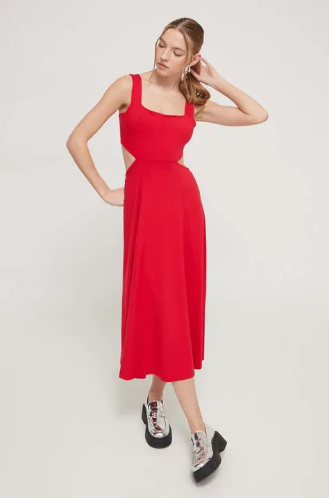 Платье Superdry цвет красный midi расклешённая