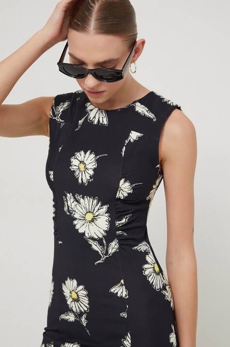 Desigual rochie culoarea negru, mini, mulată