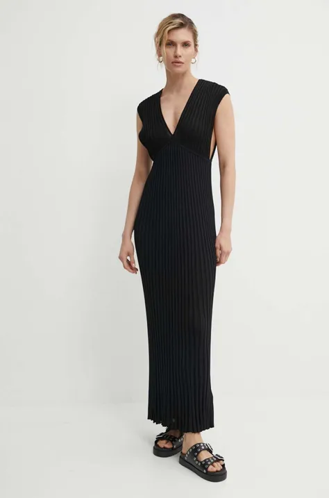 Сукня Gestuz колір чорний maxi облягаюча 10909076