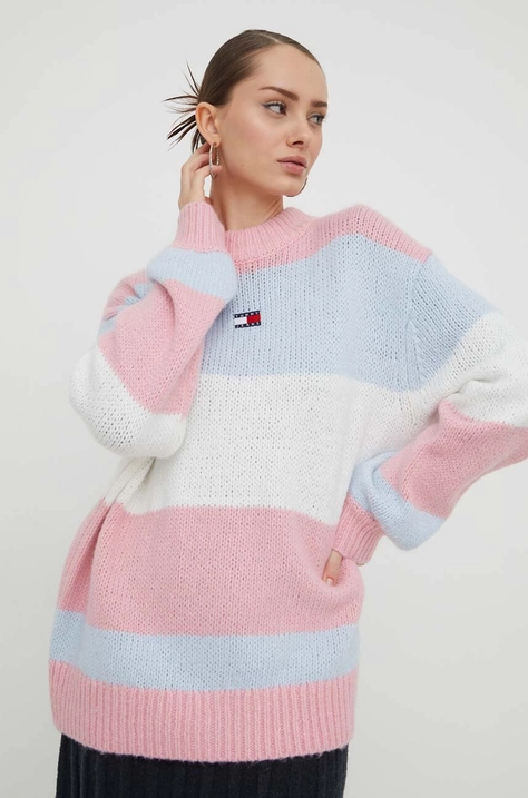 Tommy Jeans sweter z domieszką wełny damski kolor różowy ciepły z półgolfem DW0DW17495