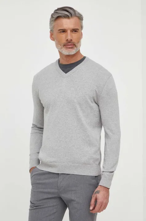 Памучен пуловер United Colors of Benetton в сиво от лека материя