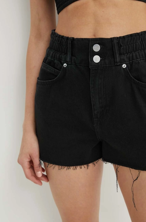 Дънков къс панталон от памук AllSaints HAILEY DENIM SHORT в черно с изчистен дизайн с висока талия W075EA