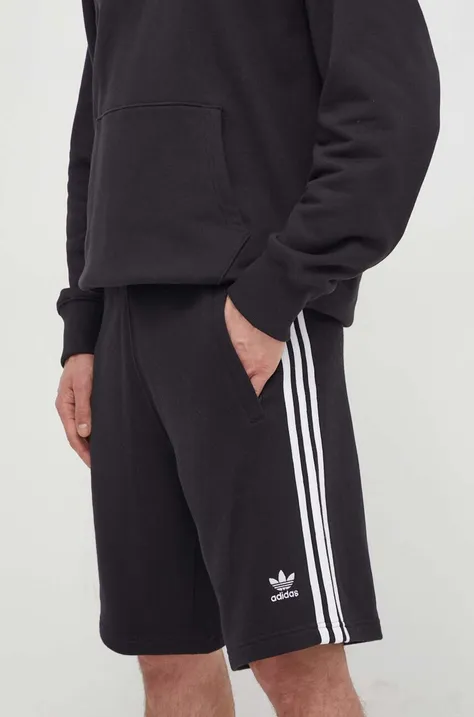 Bombažne kratke hlače adidas Originals Adicolor 3-Stripes črna barva, IU2337