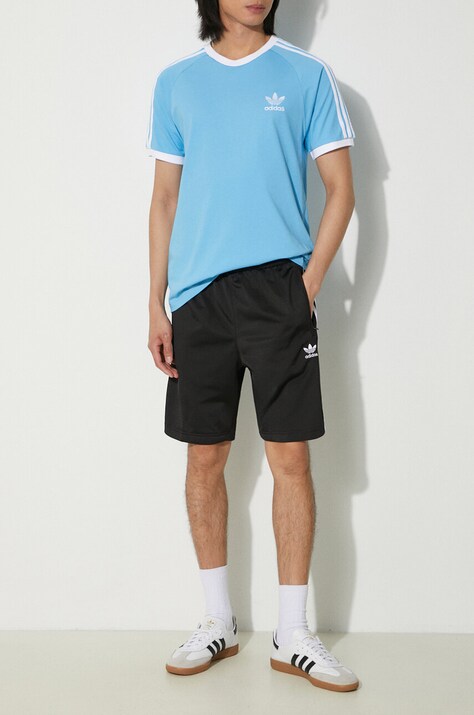 Къс панталон adidas Originals Adicolor Firebird в черно IU2368