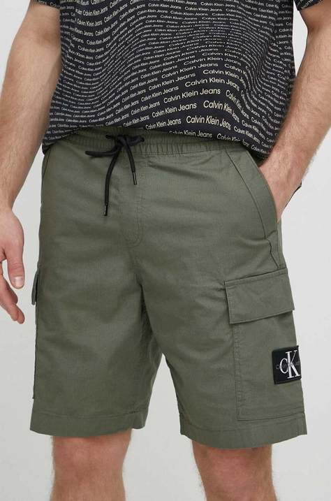 Calvin Klein Jeans pantaloni scurți bărbați, culoarea verde, J30J325138