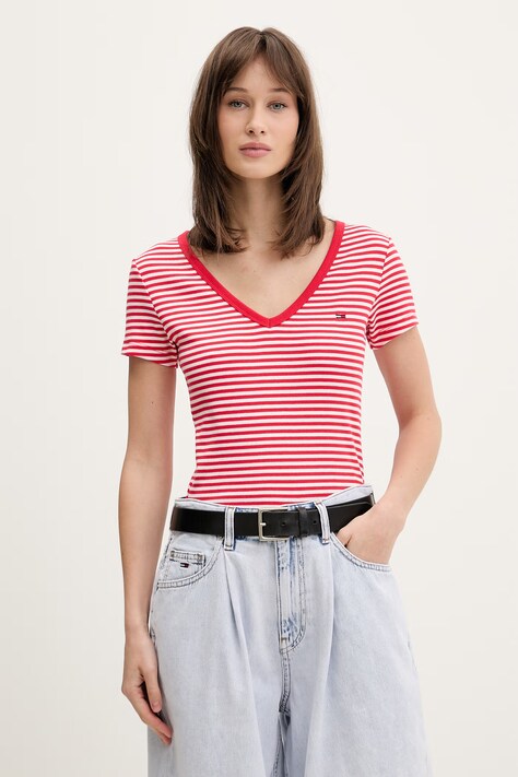 Tommy Jeans ženska majica od pamuka s elastanom crvena DW0DW17385