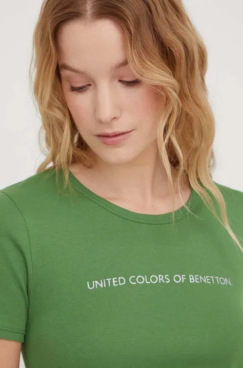 Βαμβακερό μπλουζάκι United Colors of Benetton γυναικεία, χρώμα: πράσινο