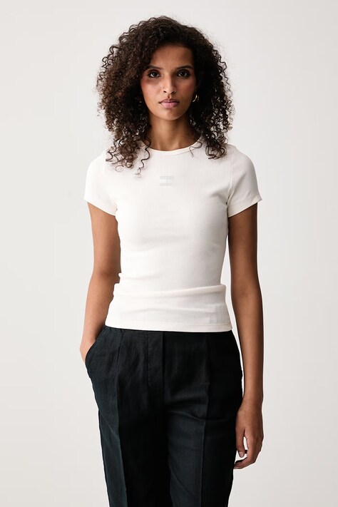 Tommy Jeans Tricou pentru femei din bumbac cu elastan bej DW0DW17881