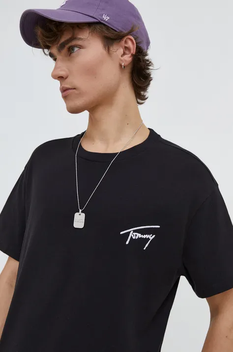 Bavlnené tričko Tommy Jeans pánsky,čierna farba,s nášivkou,DM0DM17994