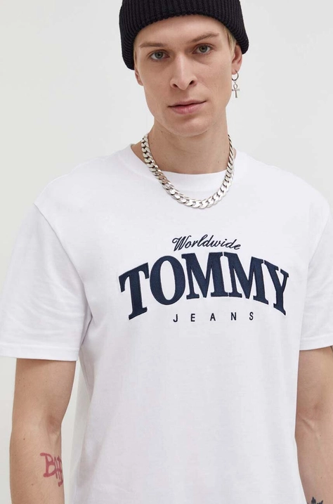 Bavlnené tričko Tommy Jeans pánsky, biela farba, s potlačou, DM0DM18274