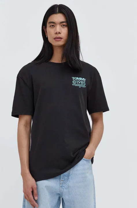 Bavlnené tričko Tommy Jeans pánsky,čierna farba,s potlačou,DM0DM18284