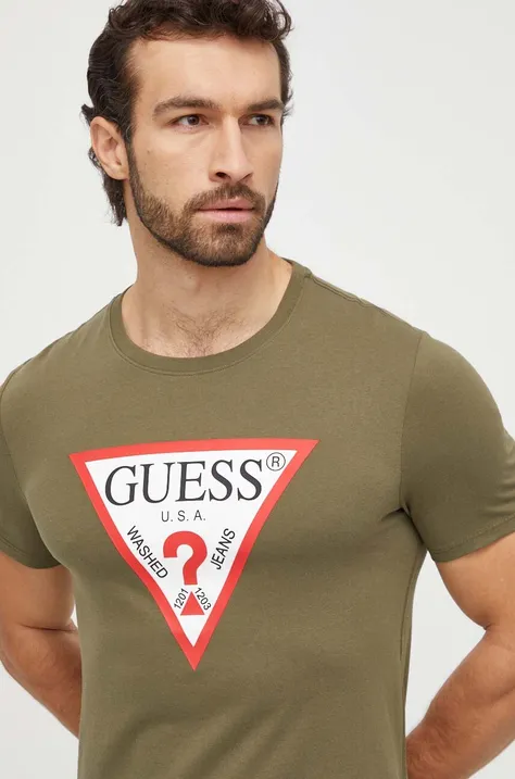 Хлопковая футболка Guess мужской цвет зелёный с принтом
