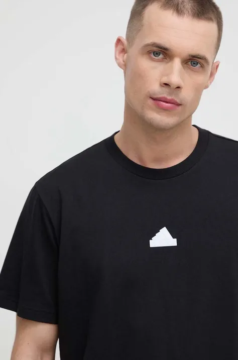 Bavlnené tričko adidas pánske, čierna farba, s nášivkou,  IR5171