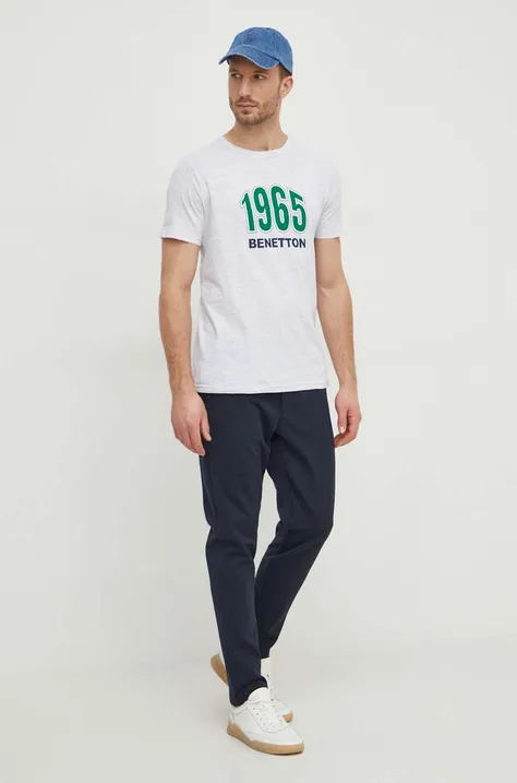 Bavlnené tričko United Colors of Benetton pánsky, šedá farba, s potlačou