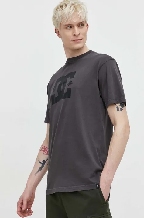 Bombažna kratka majica DC moški, rjava barva