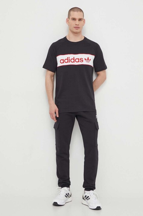 Хлопковая футболка adidas Originals мужской цвет чёрный с принтом