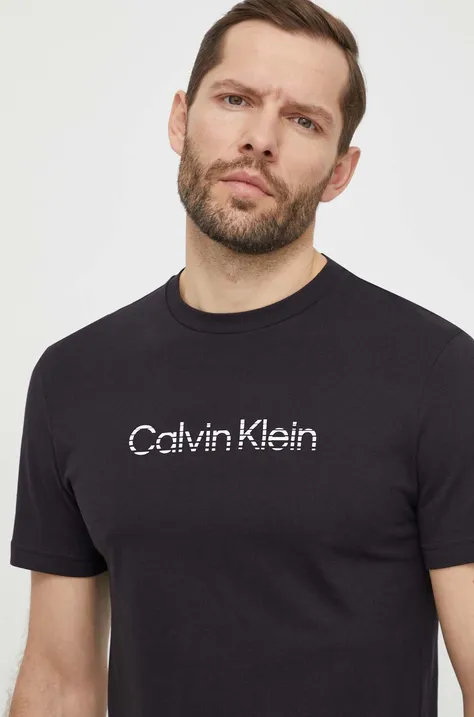 Pamučna majica Calvin Klein za muškarce, boja: crna, s tiskom, K10K112501
