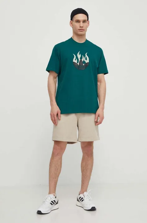 Bombažna kratka majica adidas Originals moška, zelena barva, IS0177