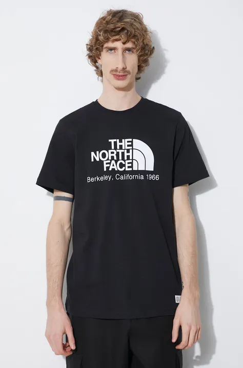Хлопковая футболка The North Face M Berkeley California S/S Tee мужская цвет  чёрный с принтом NF0A87U5JK31