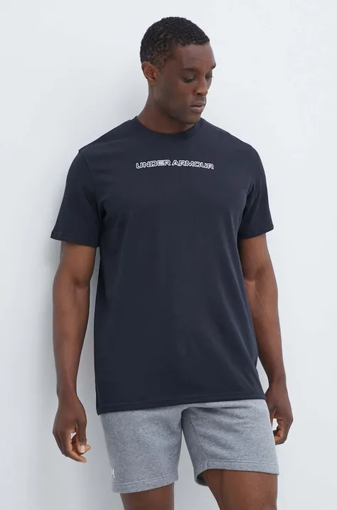 Under Armour t-shirt uomo colore nero con applicazione