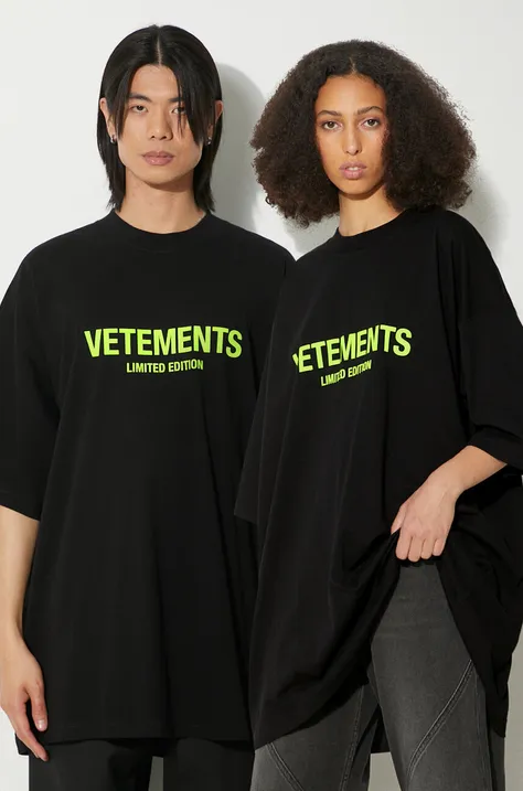 Bavlněné tričko VETEMENTS Limited Edition Logo T-Shirt černá barva, s potiskem, UE64TR800X
