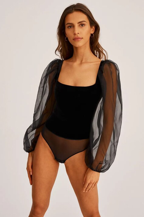 Боді Undress Code Hazy Line Bodysuit Thong жіноче колір чорний однотонне 815