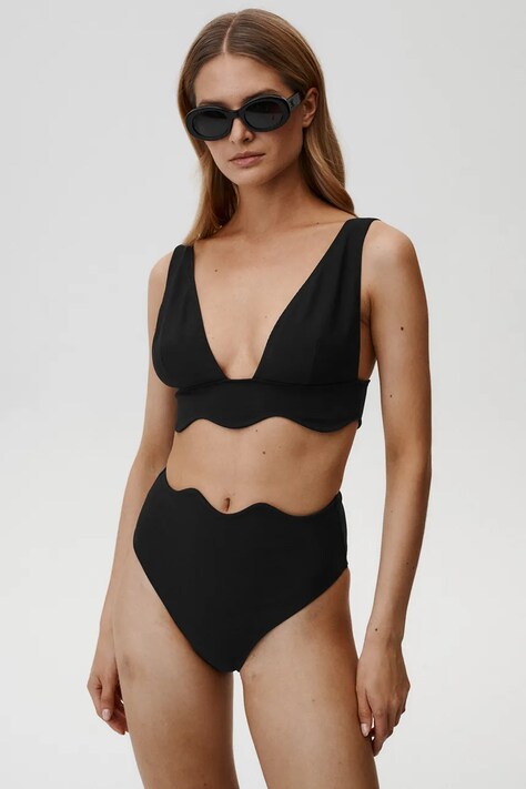 Plavková podprsenka Undress Code Bardot Bikini Top čierna farba, mäkké košíky, 930
