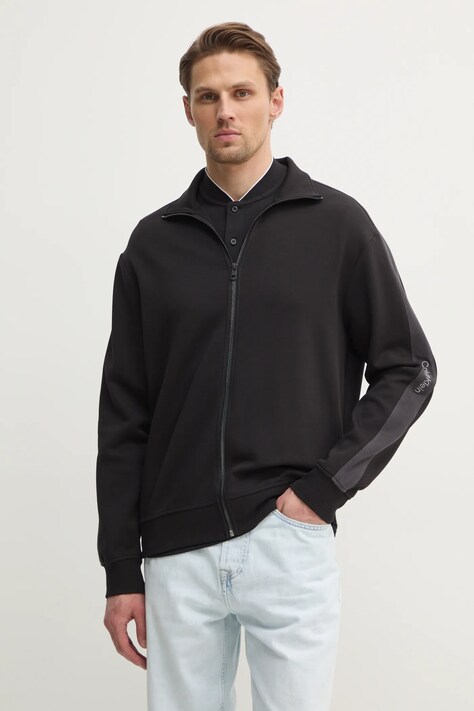 Суичър Calvin Klein Jeans в черно с изчистен дизайн J30J327244