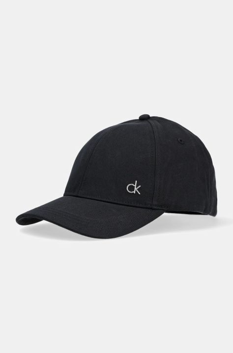 Памучна шапка с козирка Calvin Klein в черно с апликация K60K613102