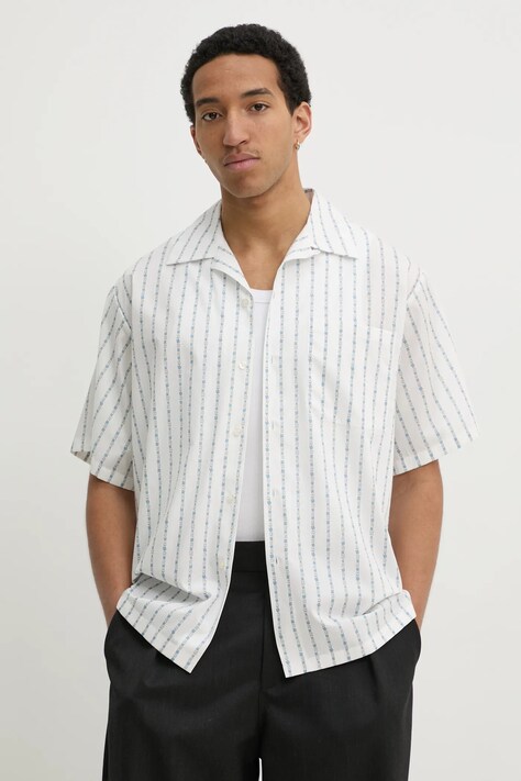 Памучна риза MSGM мъжка в бяло със свободна кройка с класическа яка 3840ME17X.257052