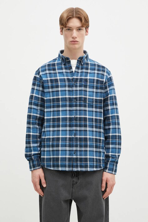 Памучна риза Carhartt WIP Longsleeve Fendrick Shirt мъжка в синьо със стандартна кройка с яка с копче I034382.2MHXX